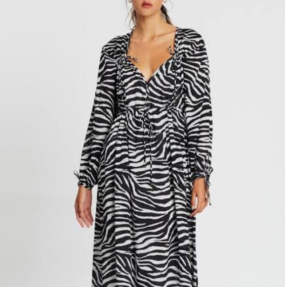 TIGERLILY Zoya Zebra Print Long Sleeve Maxi Dress NWT RRP$299 - Picture 9 of 16